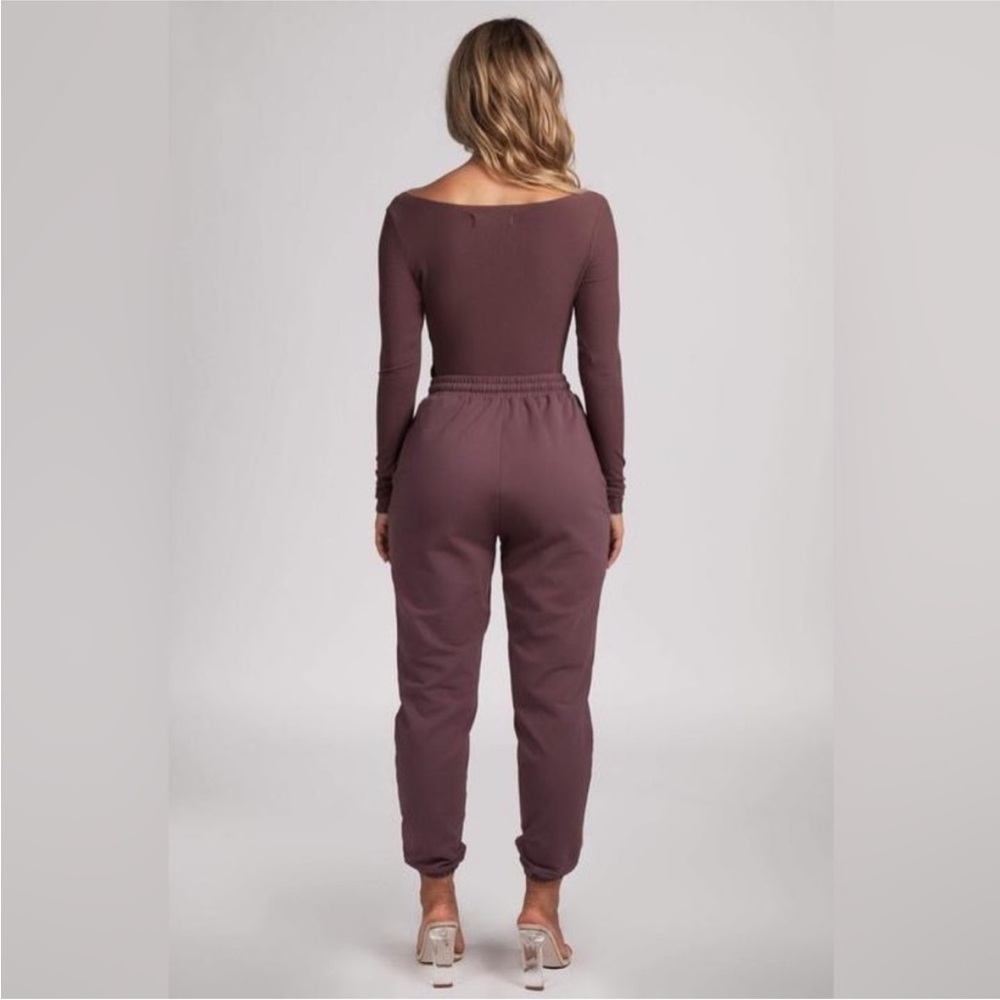 Meshki Malene V-Neck Ribbed Bodysuit Mauve - Picture 3 of 3